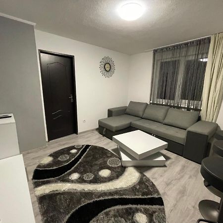 T&T Apartman Praid Exterior foto