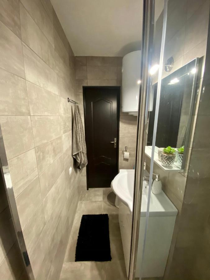 T&T Apartman Praid Exterior foto